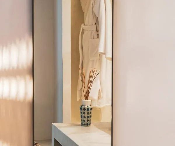 La Des Bouchonniers * Saint-Tropez