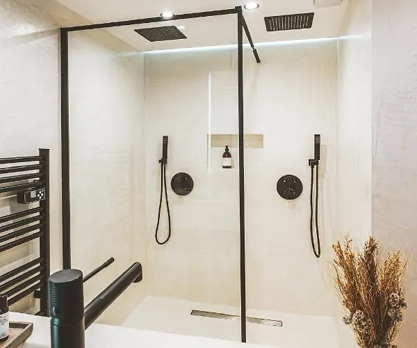 La Des Bouchonniers Daire Saint-Tropez